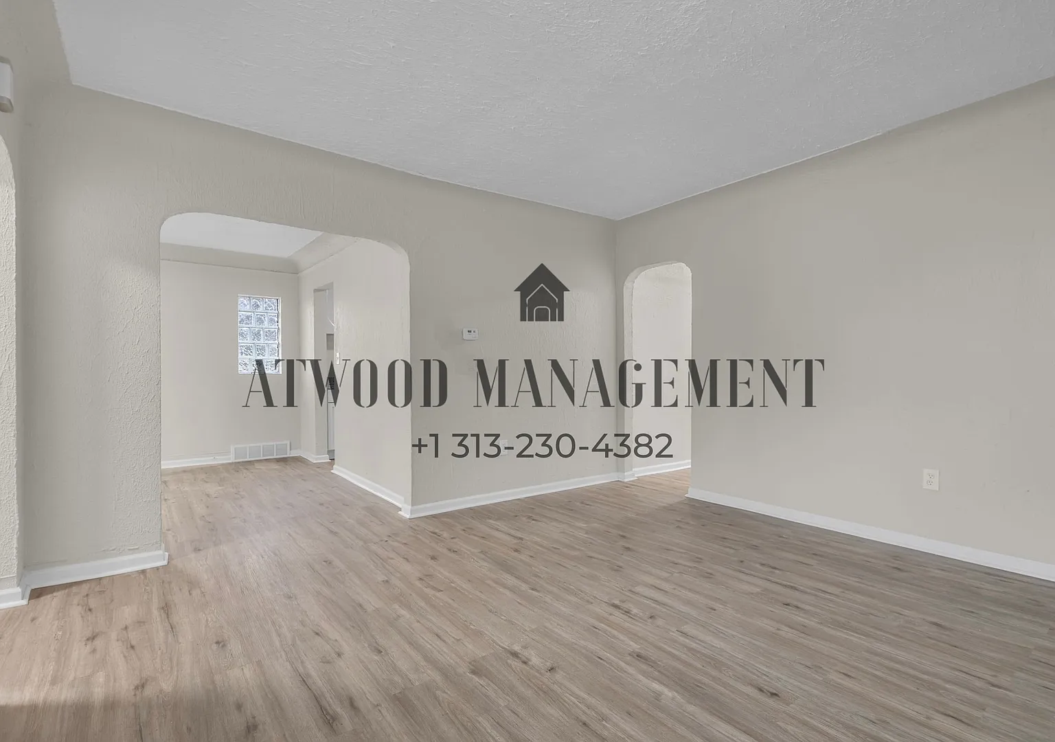 This beautifully updated 2-bedroom, 1-bath single-family home is ready for move-in! — Photo 4