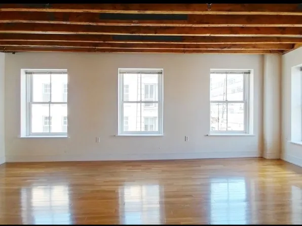 36 Peck Slip image 1 of 7