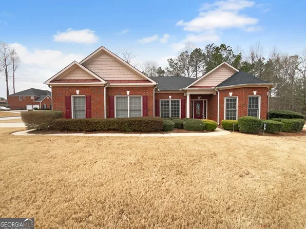 4590 Red Tail Dr, Lithonia, GA 30038