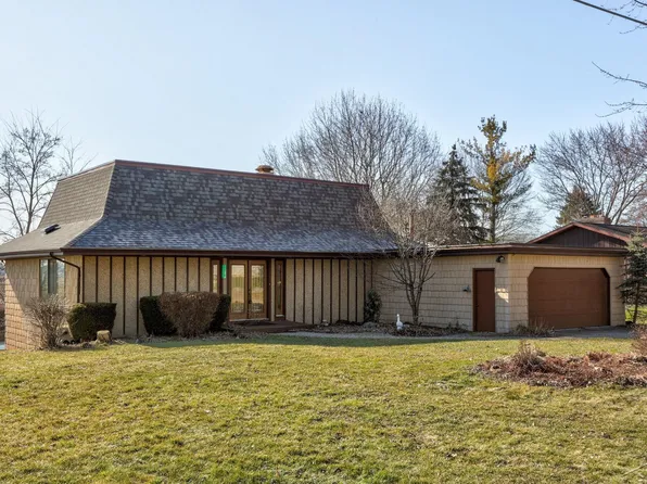 11878 Ayre Ln, Frankenmuth, MI 48734