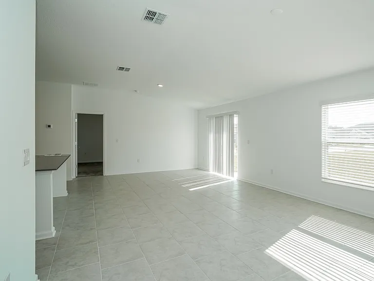 519 Patton Loop — Photo 2
