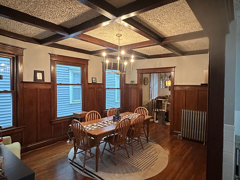 1st image of 139 Richmond Ave #2