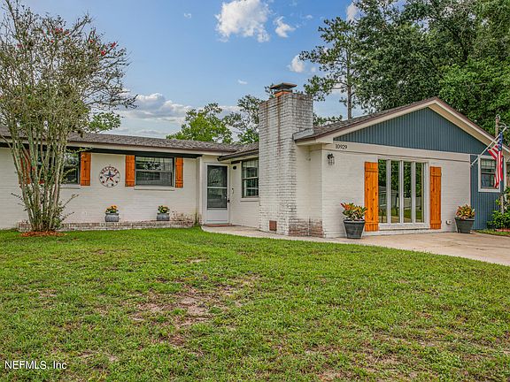 2nd image of 10929 INDIES Drive S
