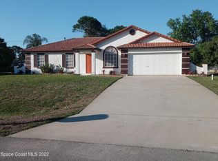 551 Londonderry Cir SE, Palm Bay, FL 32909