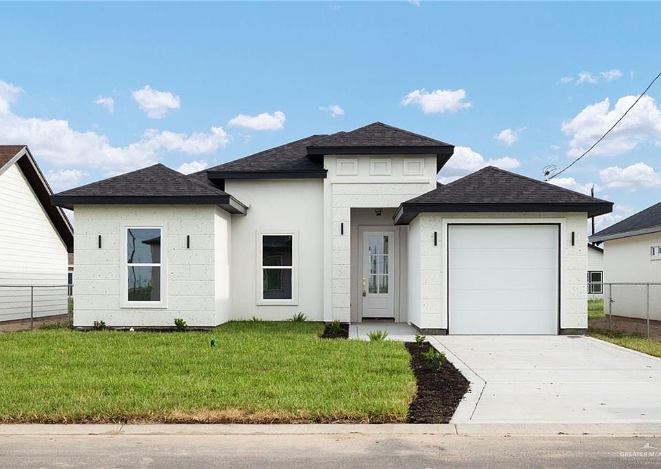 1st image of 325 Barcelona Dr
