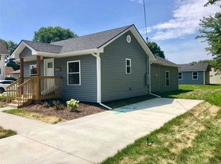 2502 Merle Hay Rd, Des Moines, IA 50310