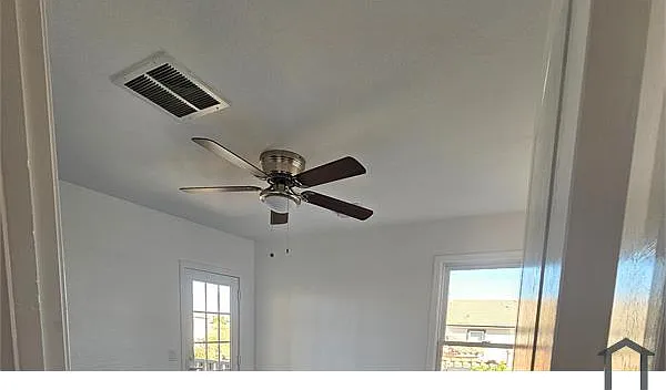 18293 W Elm St — Photo 17