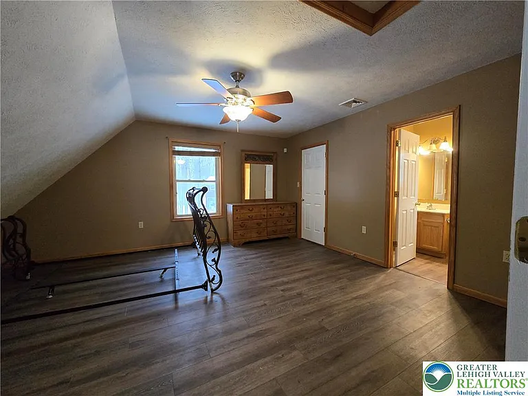104 Flo Ct — Photo 19