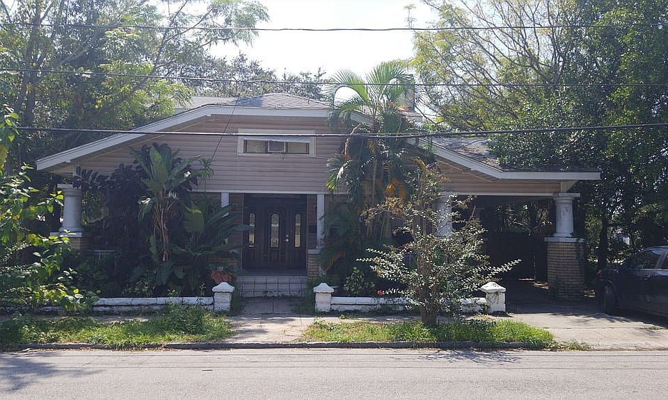 1st image of 905 E 22nd Ave