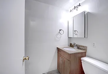 Rented by Urbane Brokerage