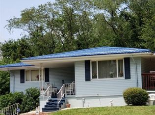 4013 Ridgemont Dr, Gibsonia, PA 15044