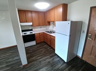 1820 Barada St #301, Falls City, NE 68355