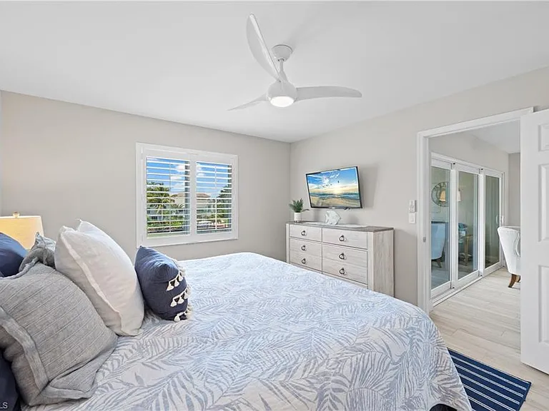 10684 Gulf Shore Dr #205 — Photo 14