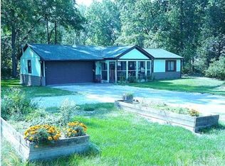 265 Arvida St, Walled Lake, MI 48390