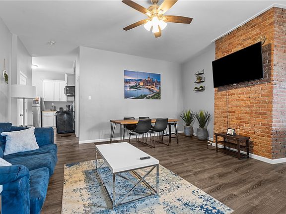 2nd image of 17 Lelia St