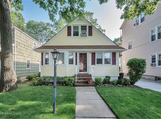 184 E Chester St, Valley Stream, NY 11580