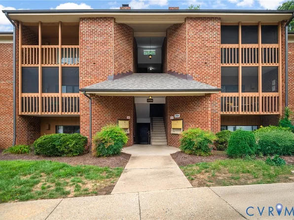 2104 Turtle Run Dr APT 2, Henrico, VA 23233