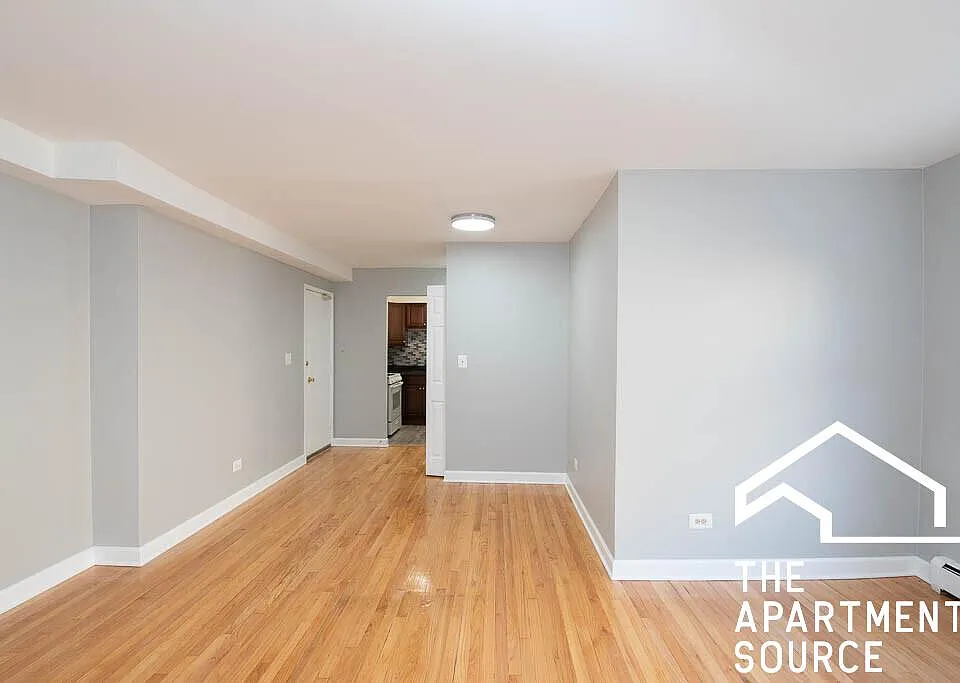 6830 N Sheridan Rd #350