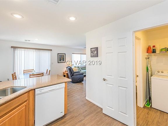 5th image of 9496 Castrato Ct