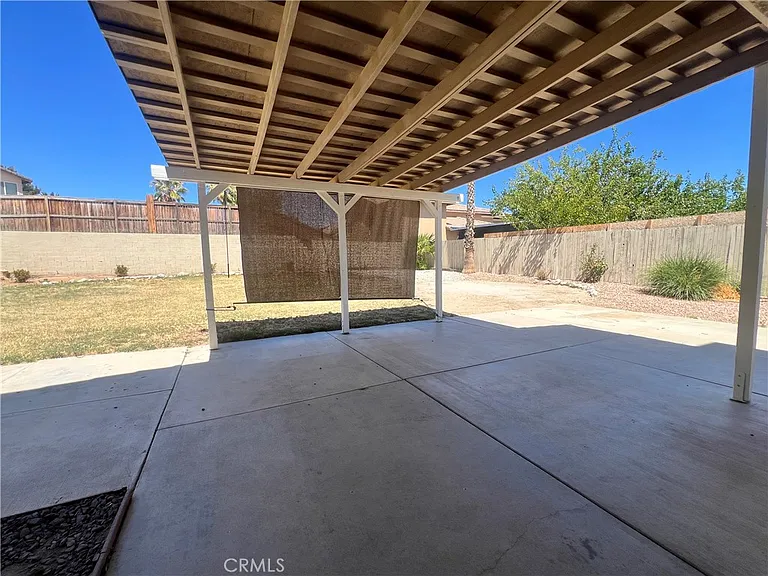 13278 Cardinal Rd — Photo 32