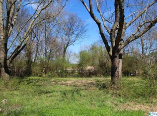 1826 Rideout Dr NW, Huntsville, AL 35806