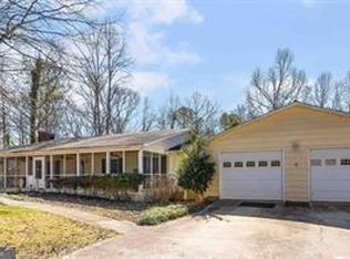 1084 Mount Carmel Rd, Newnan, GA 30263