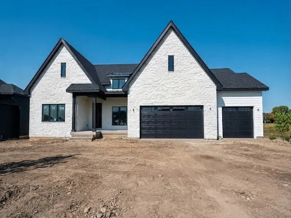 6124 NE Terrace Ridge Dr, Ankeny, IA 50021