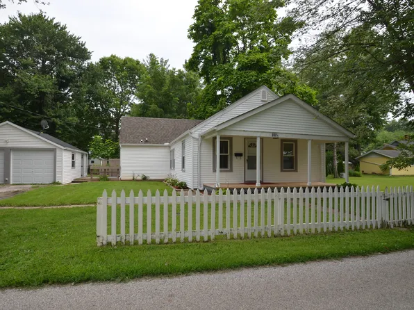 319 S Ln W, Bethel, OH 45106