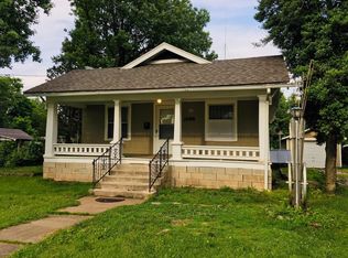 1056 S Fort Ave, Springfield, MO 65807