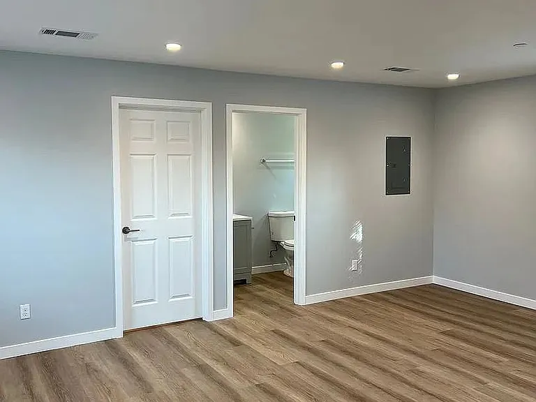 2204 Conquista Ave #2206 — Photo 11