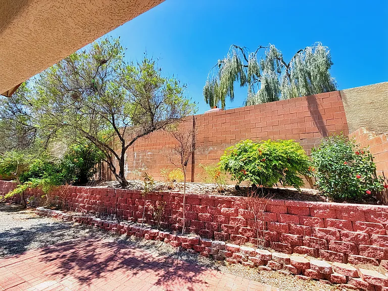 7225 Fern Meadow St — Photo 58