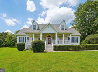 10 Highland Park Dr, Sharpsburg, GA 30277