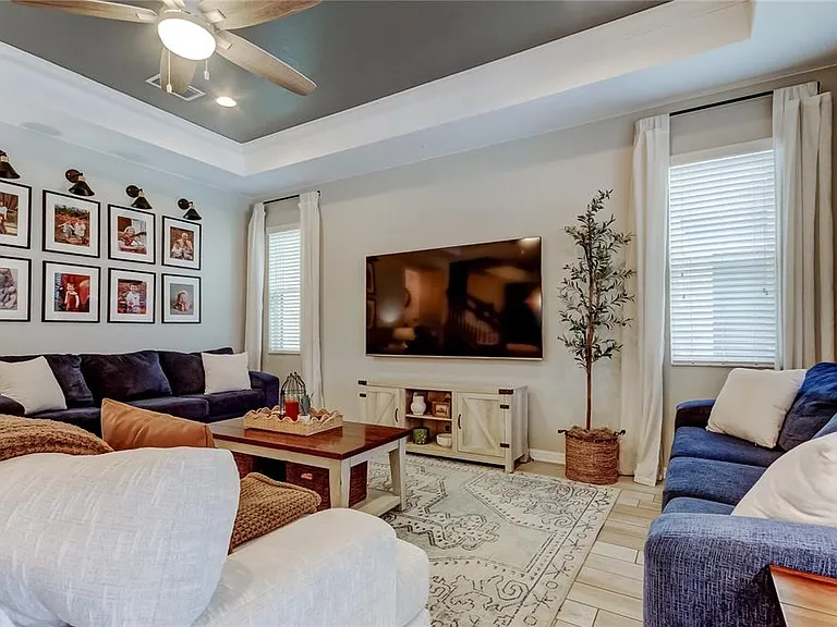 12303 Corkfield Ln — Photo 7