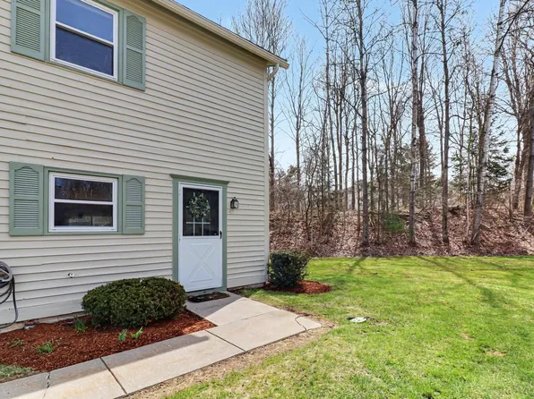 45 Densmore Drive, Essex Junction, VT 05452