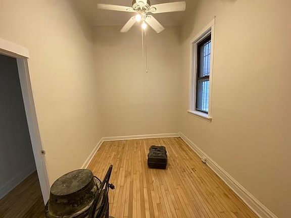 5th image of 1652 W Wallen Ave #1