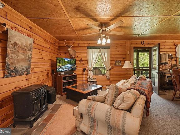 4th image of 277 Cheeks Ln