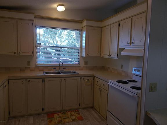 3rd image of 438 Sea Gull Dr