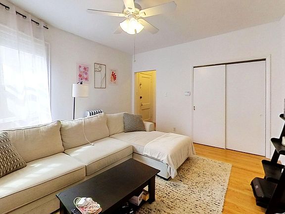 2nd image of 734 W Aldine Ave #738-1E
