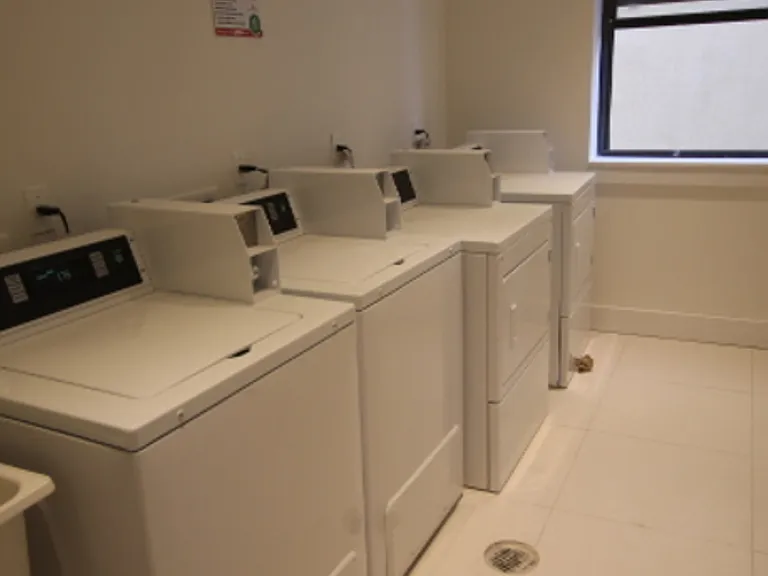 69 Ten Eyck St #1D — Photo 26