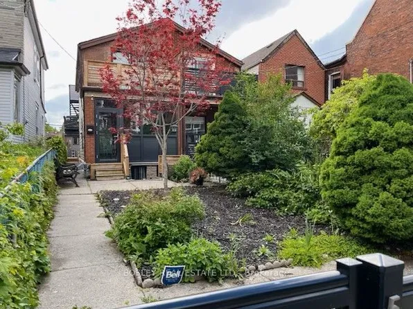 519 Crawford St, Toronto, ON M6G 3J9