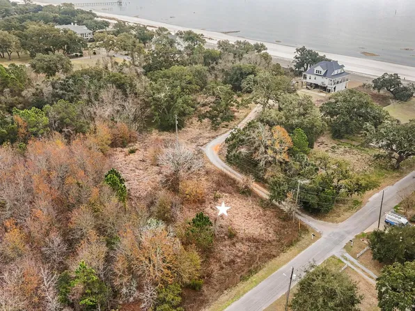 Boisdore Ave, Pass Christian, MS 39571