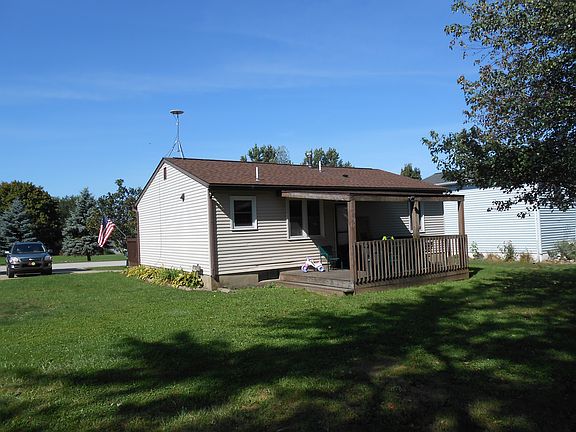 5th image of 4315 Hartwig St