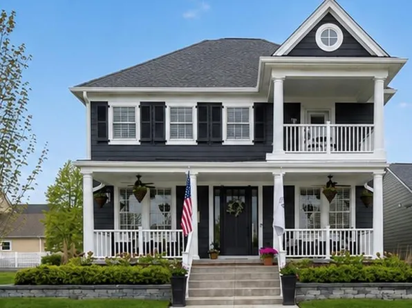 744 Constitution St, Canton, MI 48188