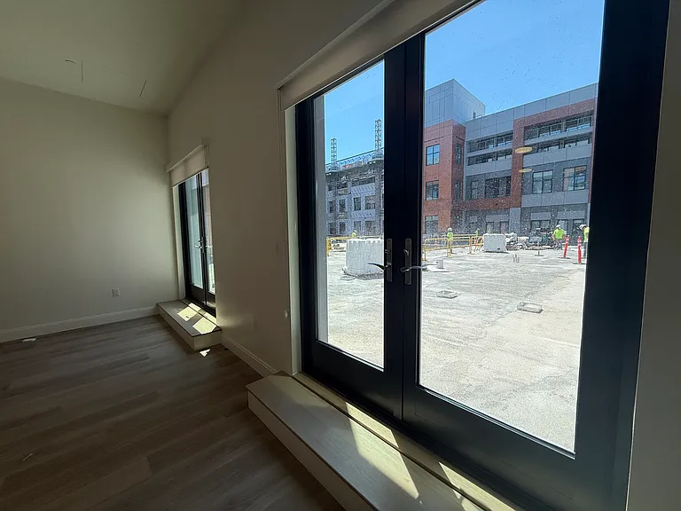 1080 Commonwealth Ave #213 — Photo 2