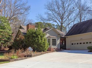 201 Tweed Cir, Cary, NC 27511