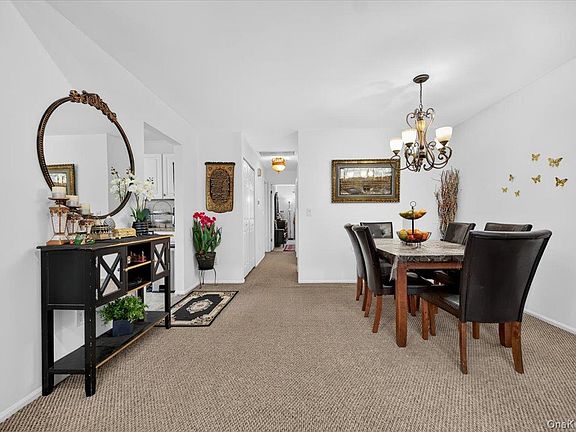 5th image of 41-43 Broadlawn Drive #41 and 43