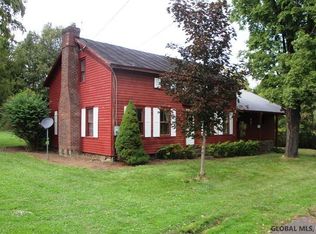 777 Treadlemire Rd, Berne, NY 12023
