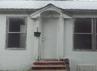 810 Ackerman St, Rockdale, TX 76567