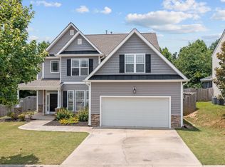 1102 Bridlemine Dr, Fuquay Varina, NC 27526