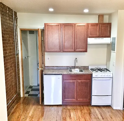 Rented by Jack B Shapiro | media 37